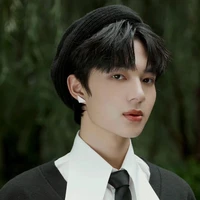 นิว ( ผู้ดูแล ประตู สวรรค์) เพื่อน นอ.