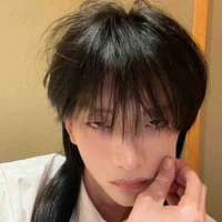 แดง
