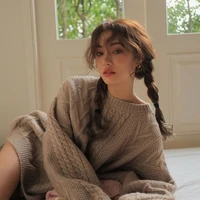 iana wilson/grey