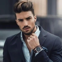 Miguel/amigo do Liam