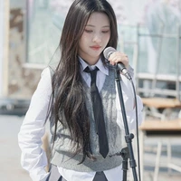 Dyxie Giovallen Lleonara