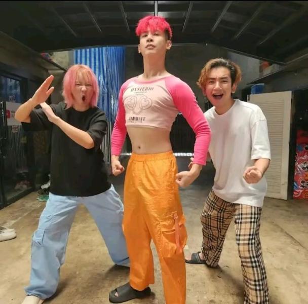 NovelToon