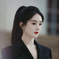 พีช(นางเอก)