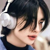 Hwang Hyunjin