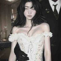 เมล มลนิลอาทิตย์ศร : นางเอก