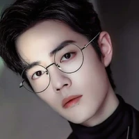 LEO/personal bodyguard/robin