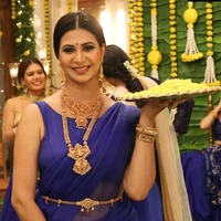 Aaradhana Singhania (fl mom)