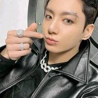 Jungkook in disguise/JK