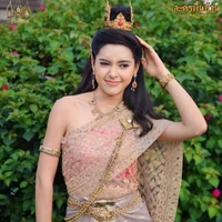 ซีซี(เพื่อนนางเอก+นางรอง)