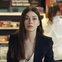 Daisy Black / Icy (ml sis & fl bff)