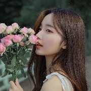 พราว(นางเอก)