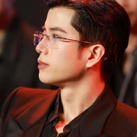นัด (พ่อของพี่ชาย)