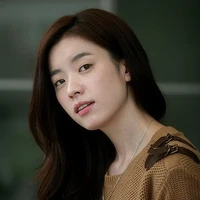 Han Hyo Joo "// ibu sambung Jimin