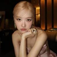 Jeon Roseanne