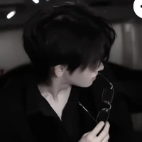 อาท(เพื่อนพระเอก)