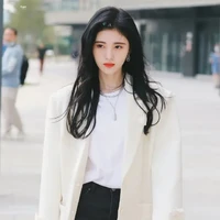 Tania Nadia Asyila (Mama Leon)