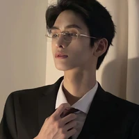 AKing อคิง👑