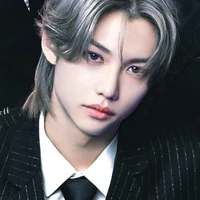 { felix }