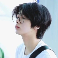 นิว(เพื่อนนายเอก)