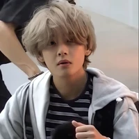 Taehyung (V)