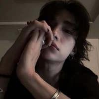 HWANG HYUNJIN