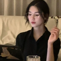 โซเฟีย(พี่สาวนายเอก)