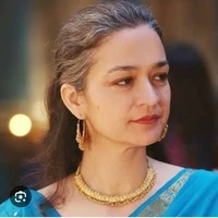 zubaida sikander (ml real mom)