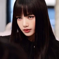 𝐊𝐞𝐚𝐫𝐚 𝐋𝐞𝐨𝐧𝐚𝐫𝐝 𝐬𝐦𝐢𝐭