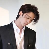 กาวิน กิจธนะวรกุล  |แฝดคนพี่|