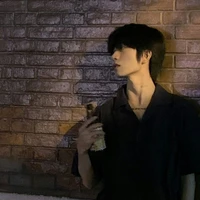 สกาย{พ.อ}ประธานนักเรียน