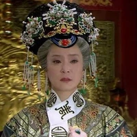 ไท่ฮองไท่เฮา+ย่าพระเอก+จักรพรรดินีอู่หรง