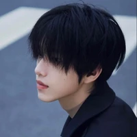 ธีร์(นายเอก+บอดี้การ์ด)