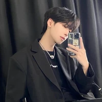 ศิลา . วัยรุ่น