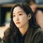 Kim Go Eun(Ibu V)