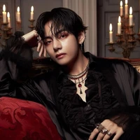 kim Taehyung (present)