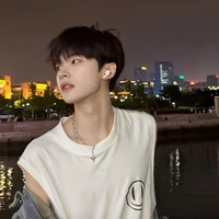 KEYANO(KEY,teman Eza)