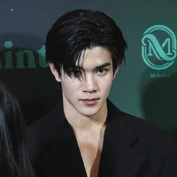 ภิลิน (นายเอก,ลูกบุญธรรม)