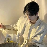 กิ่งไผ่(รุ่นน้อง)-(ชอบควีน)