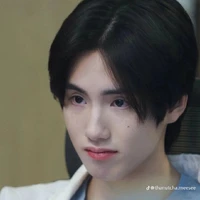 สกาย