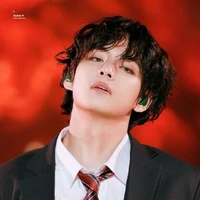 Kim Taehyung/MC/School Captain