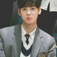 คิม (วัยรุ่น)พระเอก 