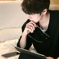 ชิน//พ.อ😶💢