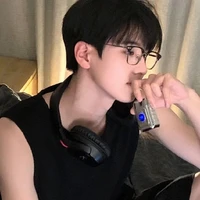 ชาอิ//เพื่อนพ.อ😎