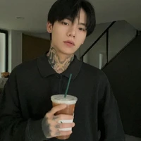 ลอเรน (พ่อนาโอมิ)