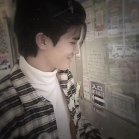 ธาดา.