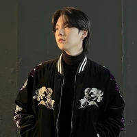 SUGA(D.D)
