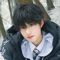 ควีน👑(นายเอก)