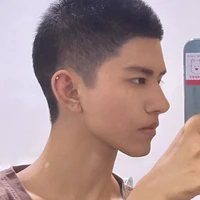KIM (คิม)พ.อ.