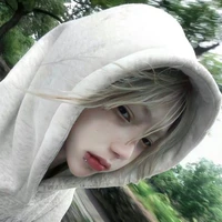 ไดน่า/น.อ