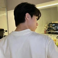 ซาน | พระเอก